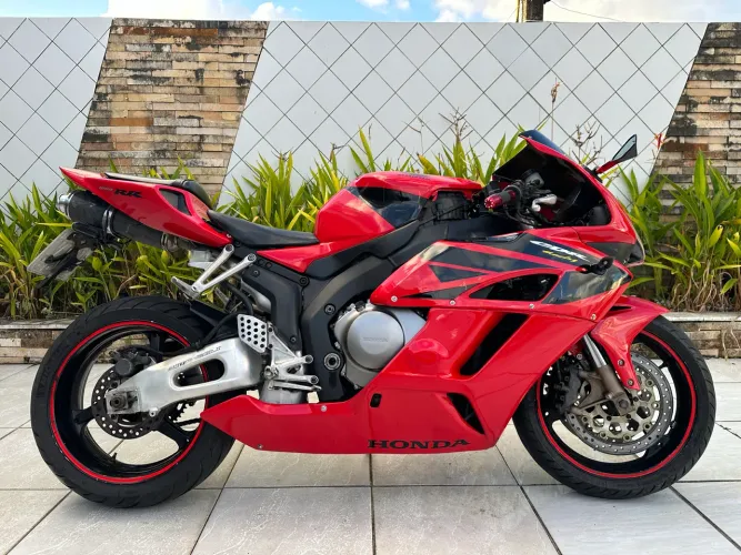 Cbr1000 fireblade 2005