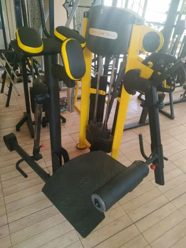Máquina  glúteos vertical Total Helth 