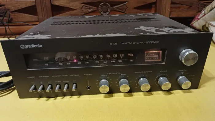 Gradiente s-95