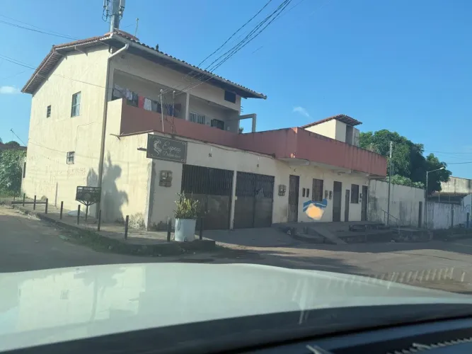 Troco condomínio próximo ao Shopping Passeio - Cohatrac IV . Leia a descrição. 