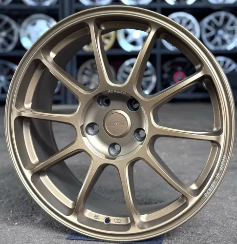 Rodas Alloy Rays ZE40 aro 18 tala 8 furação 5x112 5x114