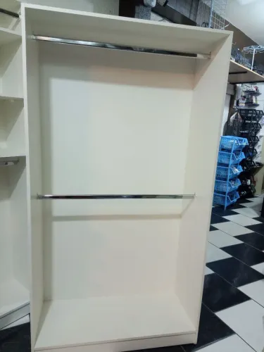 Armário com 2 Cabideiros