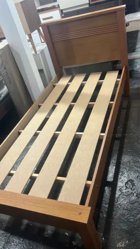 Cama de Solteiro Reforçada Nova 