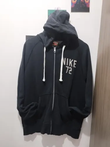 Casaco Nike 72 - Preto - Tamanho G