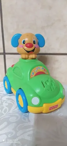 Brinquedo interativo Fisher Price. Aprender e brincar.