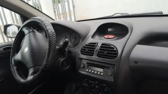 Peugeot 206 Presence 1.4/ 1.4 Flex 8V 5P 2008