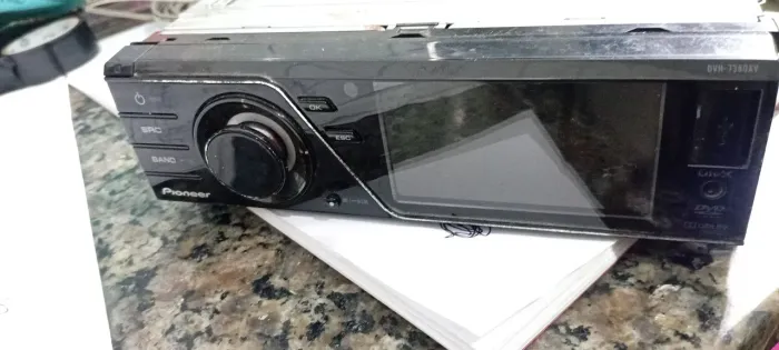 Som toca CD DVD USB Pioneer DVH-7380AV 