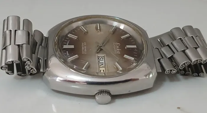 Relógio antigo suíço original ESKA SWISS MADE AUTOMÁTICO década de 1970 de coleção 