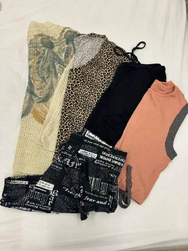 Lote de Roupa Brechó Feminino 20 Peças kit 01