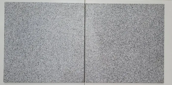 1m aprox. piso cerâmico quadrado tons cinza e preto