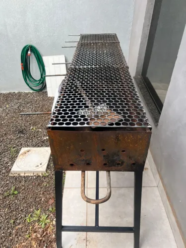 Churrasqueira para Espetinho