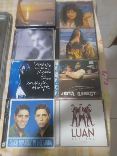 Lote de CDs