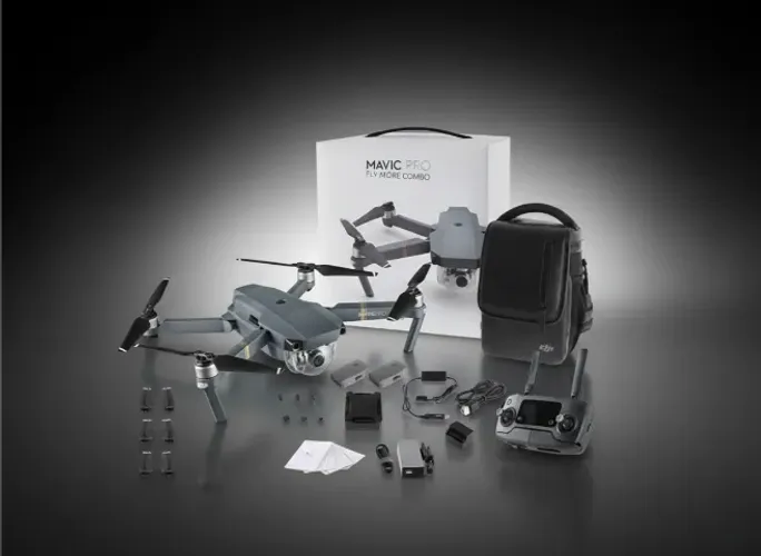 Drone DJI Mavic Pro Fly More Combo Cinza c/ 3 Baterias, Acessórios reservas e carregadores
