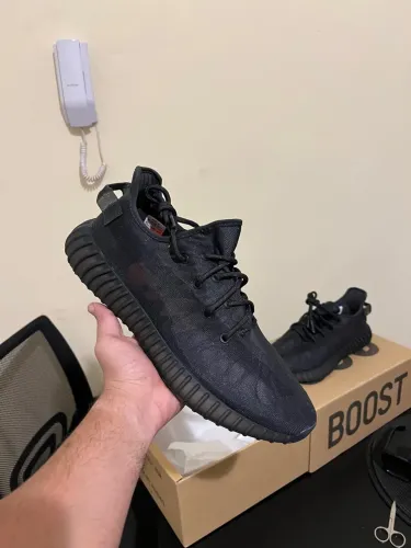 Tenis Adidas Yeezy Boost 350 V2 mono cinder