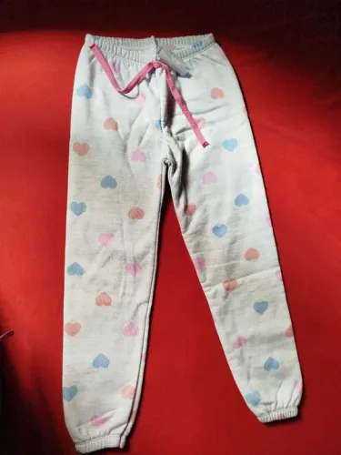 Calça de Moletom Infantil com Estampa de Corações