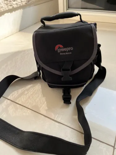 Estojo máquina fotográfica com alça