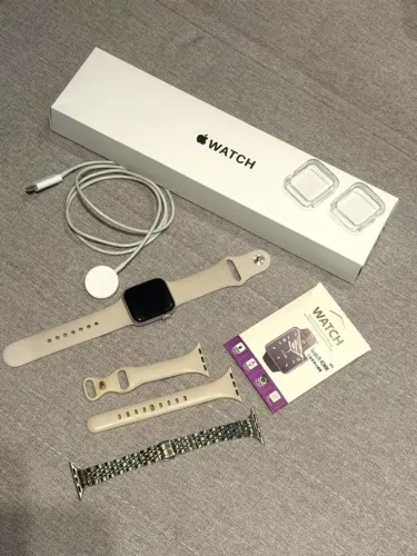 Apple Watch SE 2 40mm - Caixa + Pulseiras Extras + Acessórios