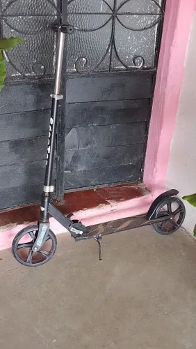 VENDO PATINETE JUVENIL