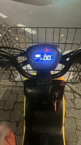 Moto elétrica em perfeito estado só pegar e andar