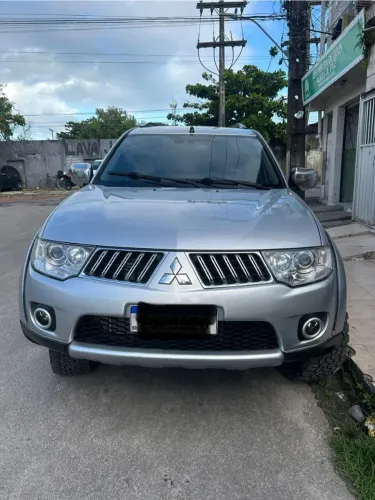Mitsubishi Pajero Dakar 3.2 4X4 T.i. Dies. 5P Aut. 2013