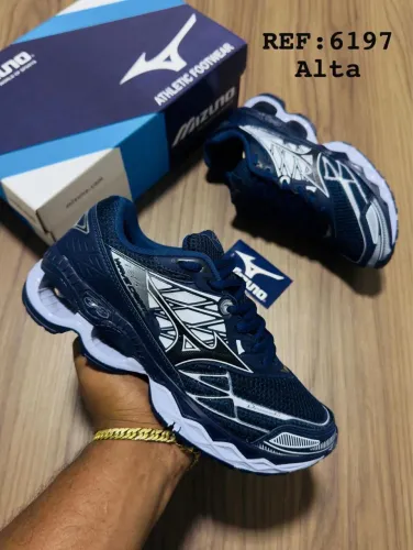 Tênis esportivo barato R$85,00