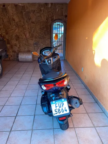 Moto a venda
