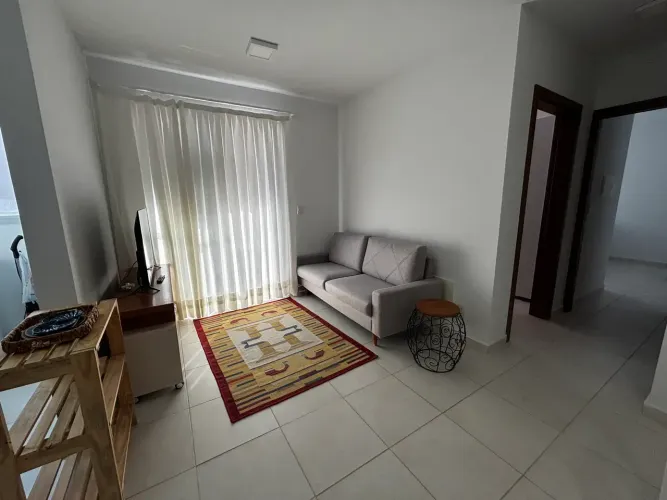 Apartamento 2 dormitórios, condomínio completo, próximo à praia da Cachoeira do bom Jesus