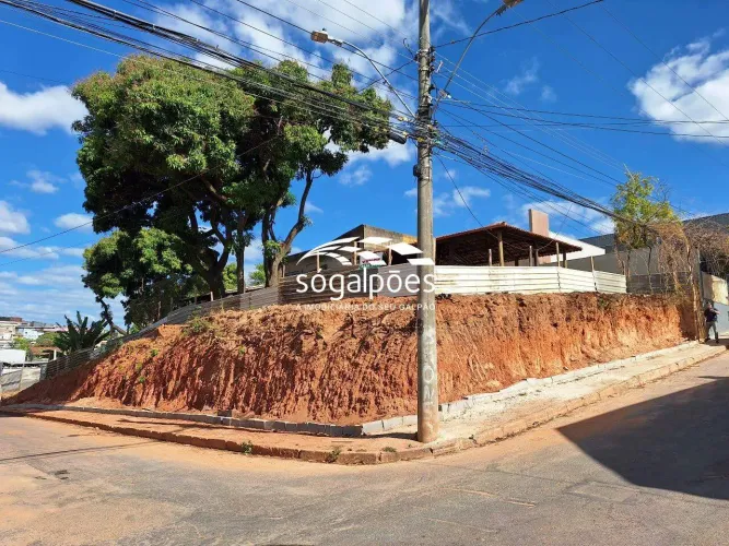 Terreno com 1.000 mt² a venda no São Francisco/BH