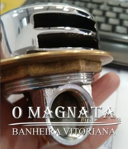 Válvula com Bica e Ladrão para Banheira Cromada Metal