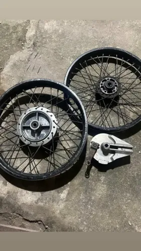 Rodas cg Titan precinho 