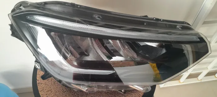 Farol led 2025 original Virtus, modelo Sensi