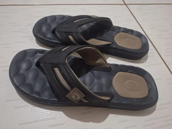 2 sandálias masculina tam 42