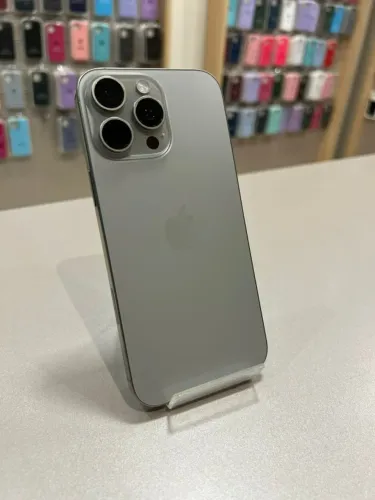 iPhone 16 Pro Max 256GB Natural Seminovo 92%- Retire em loja física na Savassi