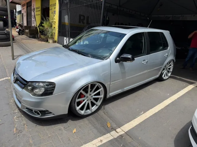 Volkswagen Golf Sportline 1.6 MI Total Flex 8V 4P 2011