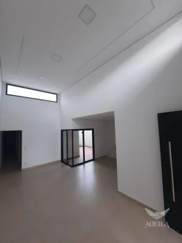 CASA EM CONDOMÍNIO NA ZONA NORTE COM 03 DORMITÓRIOS, SENDO 01 SUÍTE, COM PISCINA E ÁREA GO