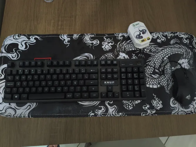 Kit teclado mouse e fone + brinde