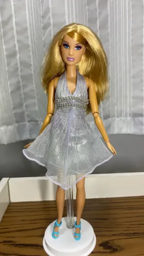 Boneca Barbie fashion fever