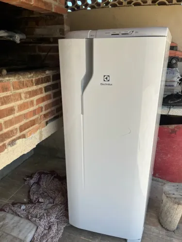 Geladeira Eletrolux RE31 