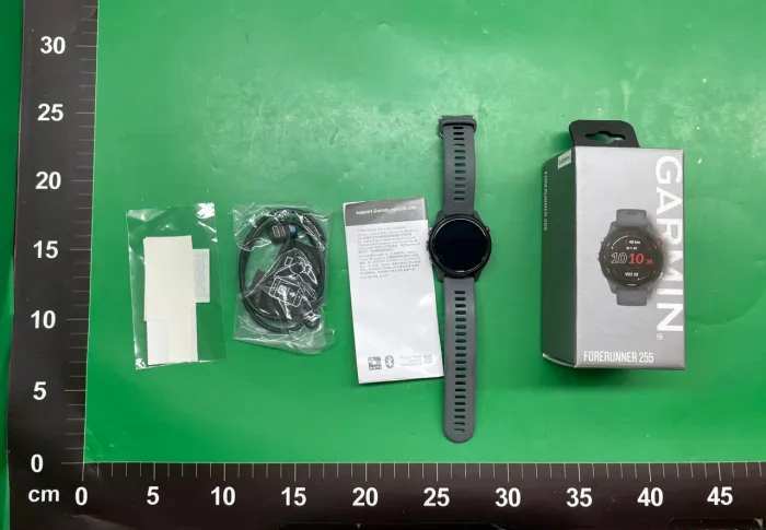 Garmin Forerunner 255 com película