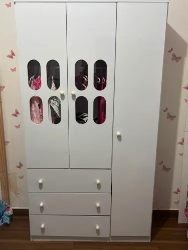 Guarda-roupa infantil 