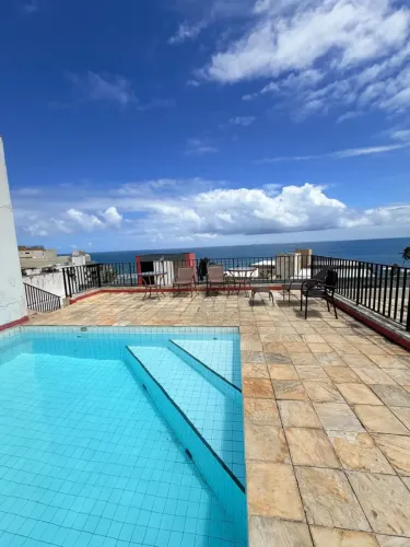 Apartamento a venda em Ondina quarto e sala com armarios
