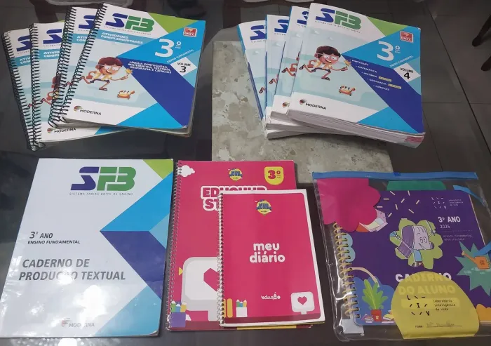 Coleção Sistema Farias Brito 3 ano ensino fundanental!