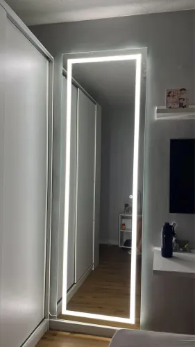 Espelho Led - 2,23m x 0,70m