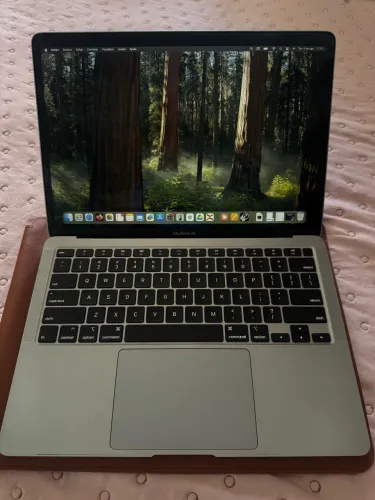 MacBook Air 2020 (A2179) Intel Core i5 512GB SSD 8GB RAM - Bateria Saúde Normal