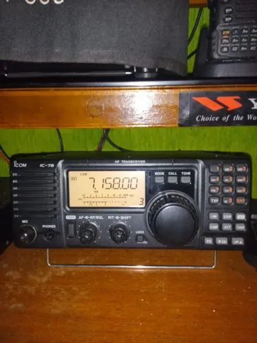 Rádio ICOM IC 78 zerado