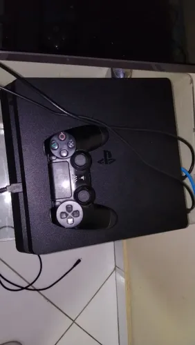 Ps4 slim 1tb, desbloqueado, controle original, feito limpeza e troca da pasta térmica