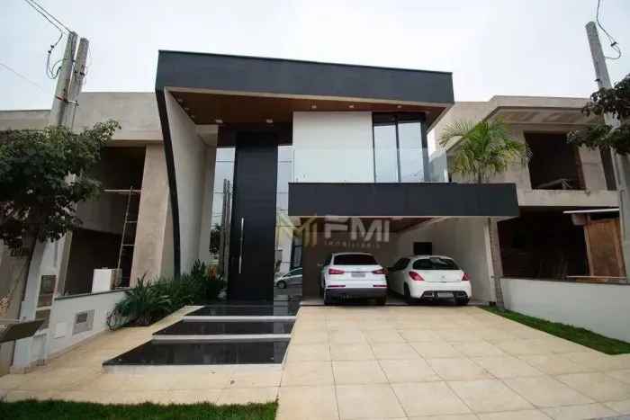 Casa com 3 dormitórios à venda, 210 m² por R$ 1.900.000,00 - Residencial Jardim do Jatobá