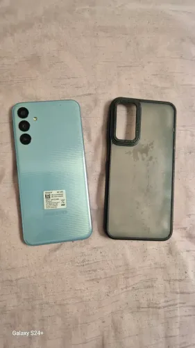 Samsung Galaxy M15 128Gb 4 Ram 5G