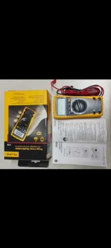 Vendo multímetro da fluke:179  novo na cx nunca usado 
