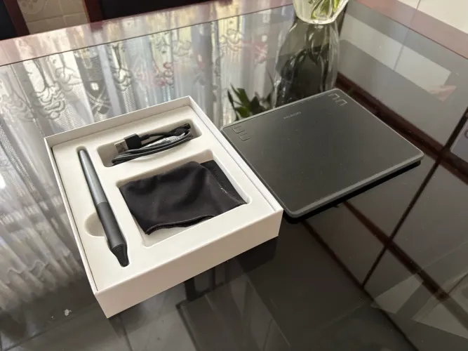 Mesa Digitalizadora Huion H64